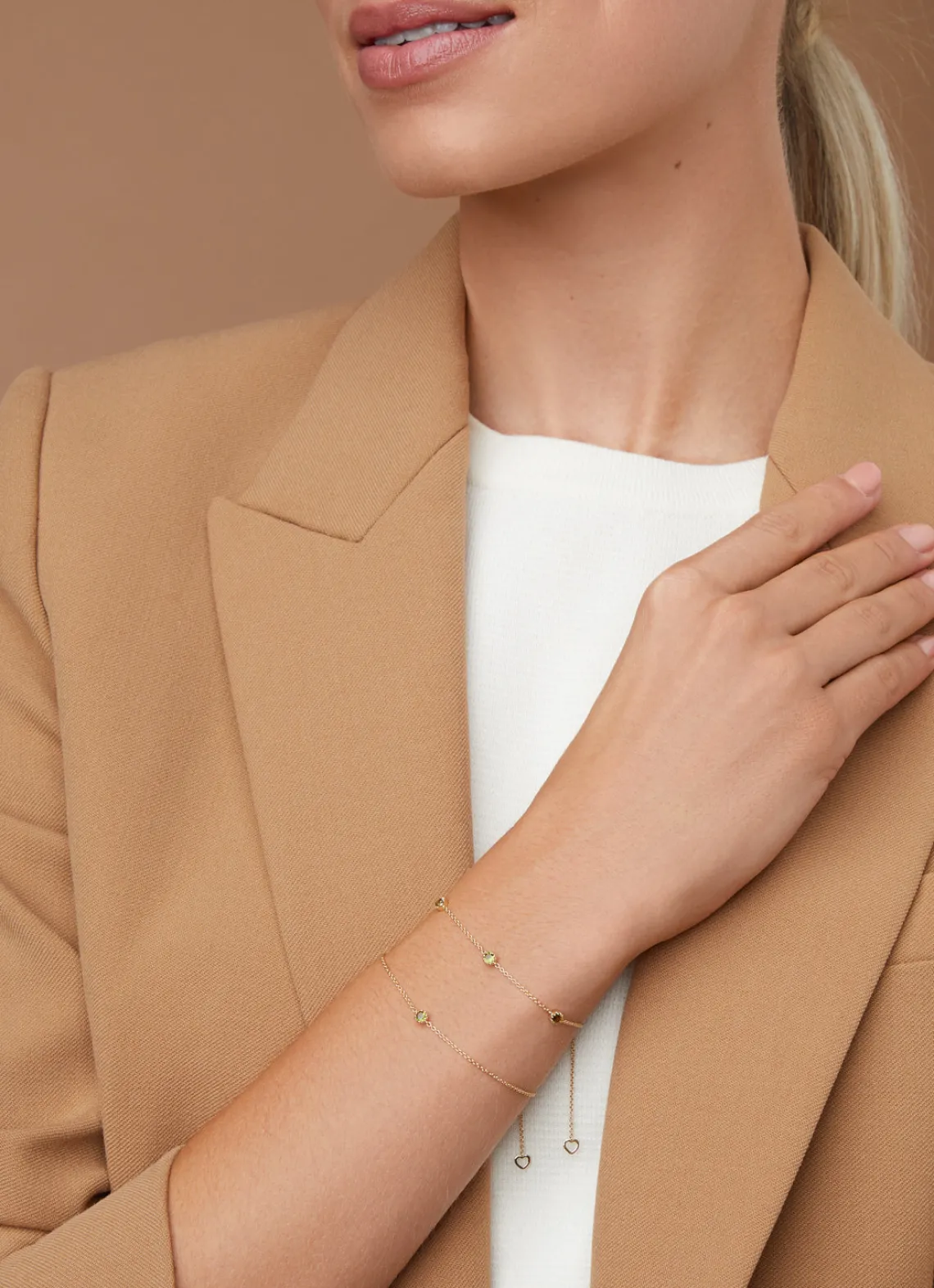 Geelgouden armband, 0.32 ct groene tourmalijn, Joy