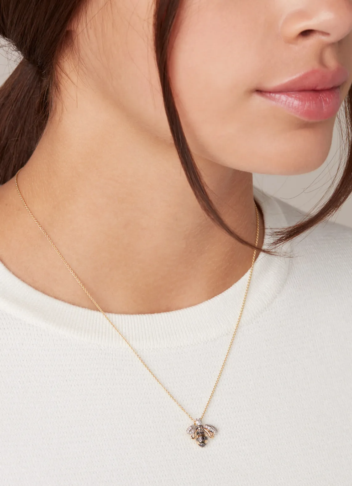 Geelgouden hanger, 0.28 ct diamant, Queen Bee