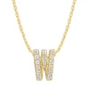 Geelgouden hanger W, 0.05 ct diamant, Alphabet