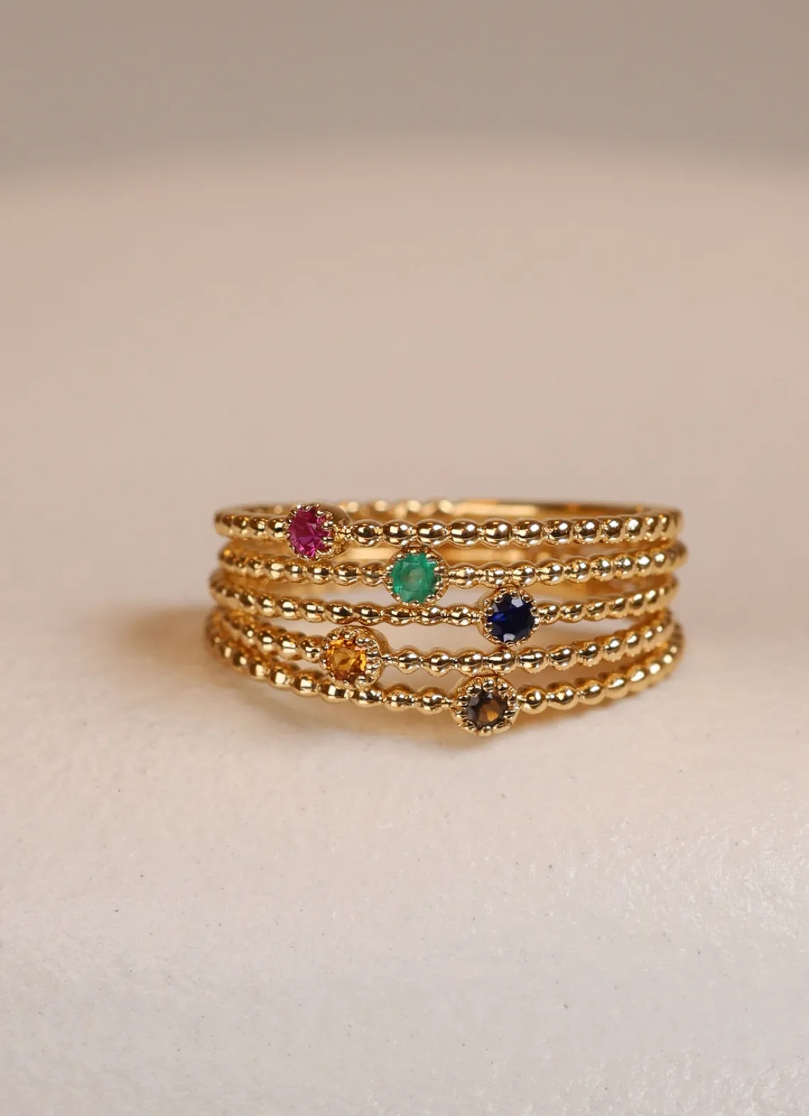 Geelgouden ring, 0.05 ct blauwe saffier, Joy