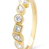 Geelgouden ring, 0.45 ct diamant, Petite Romance