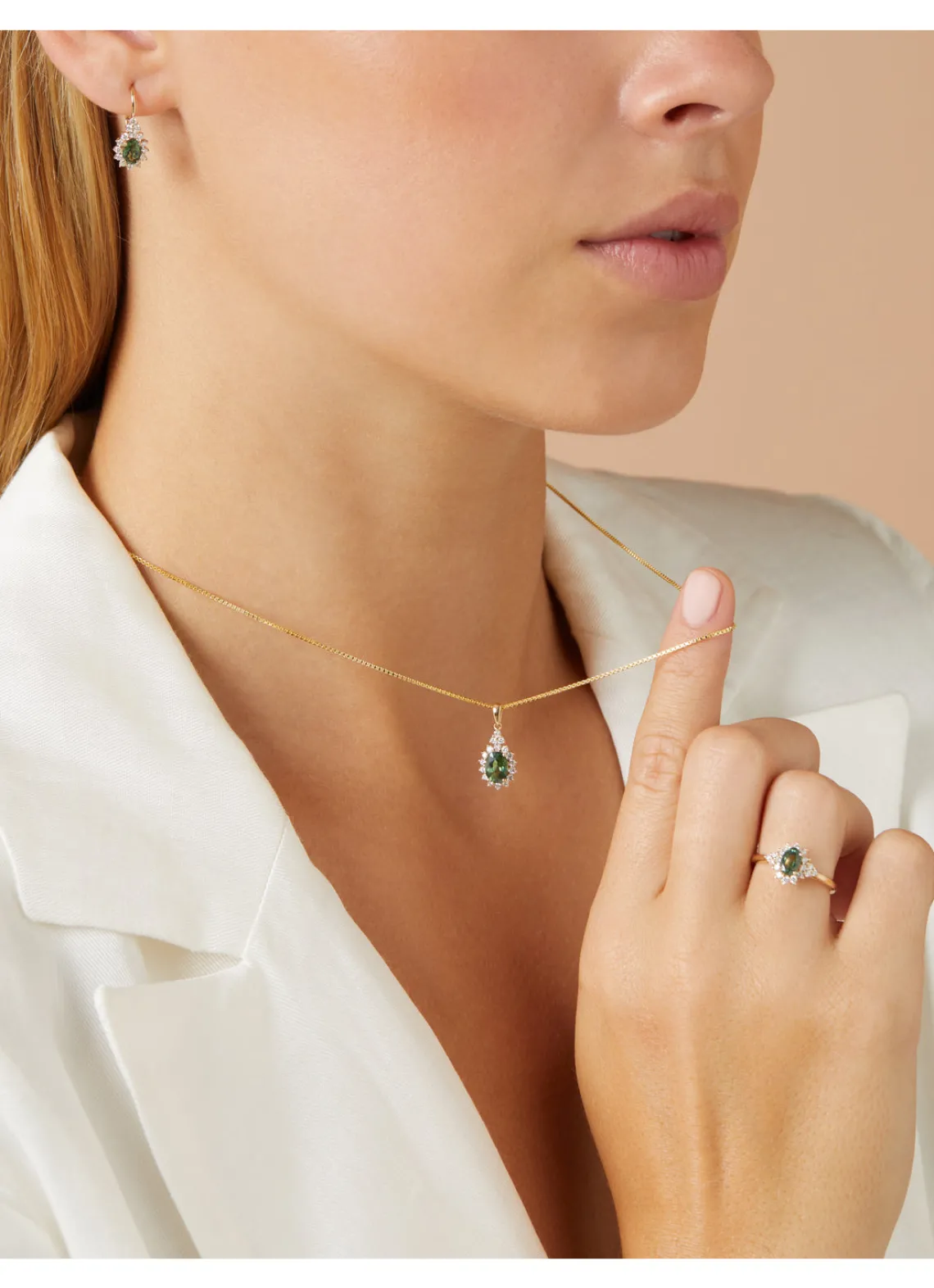 Geelgouden ring, 0.60 ct groene saffier, Eden