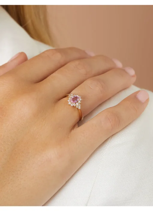 Geelgouden ring, 0.60 ct roze saffier, Eden