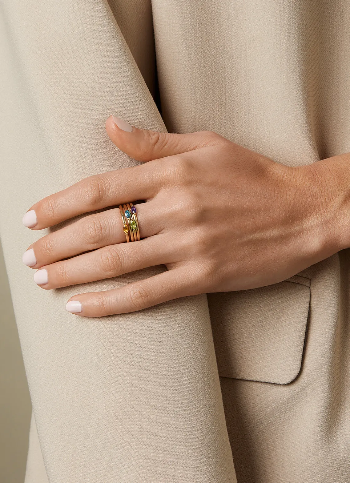 Geelgouden ring, 0.16 ct topaas, Joy