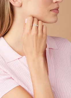 Witgouden alliance ring, 0.07 ct diamant, Groeibriljant