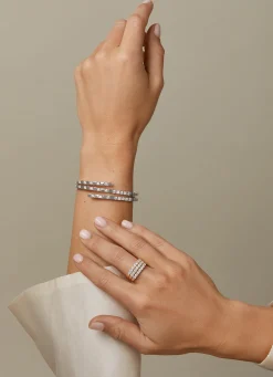 Witgouden armband, 1.50 ct diamant, Gallery