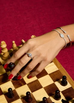 Witgouden ring, 0.71 ct diamant, Solitair